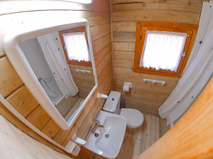 Bathroom, Camping Bedura, Lleida