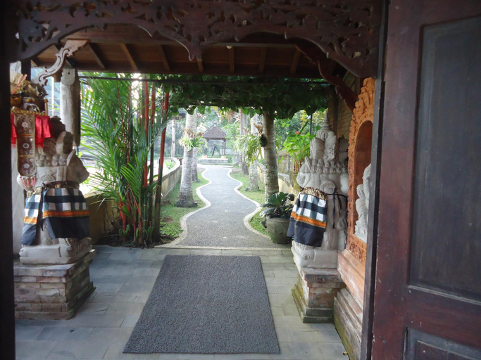 Others 5, Pariliana, Gianyar