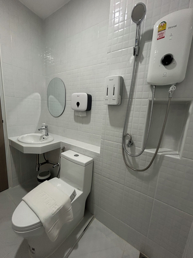 Bathroom 5