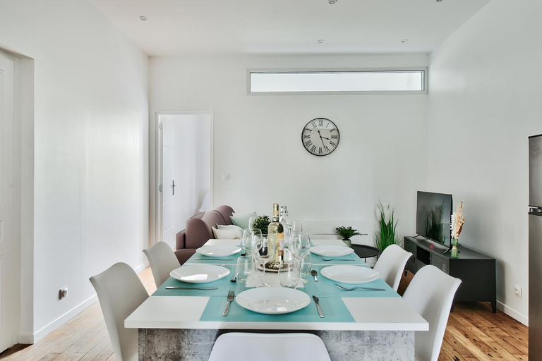 Dining Room 9