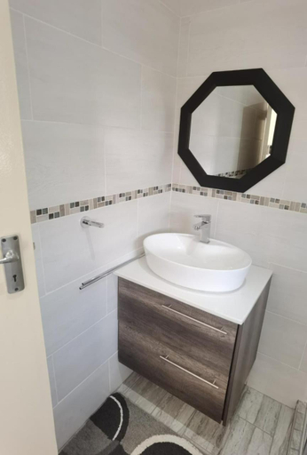 Bathroom 3, Lasev Resort, City of Tshwane