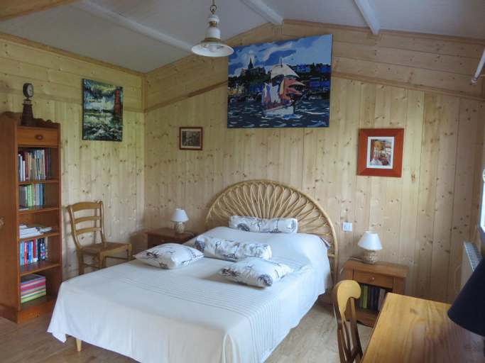 Bedroom 2, Les Petites Aunettes, Calvados