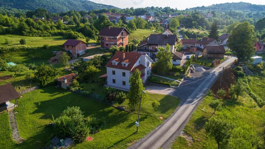 Others 5, Breza Guesthouse, Slunj