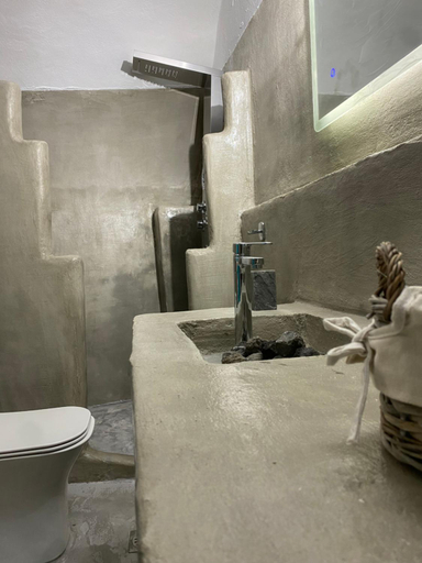 Bathroom 2, Cueva Con Vista Studios, South Aegean