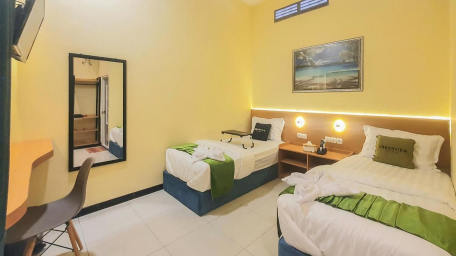 Bedroom 13