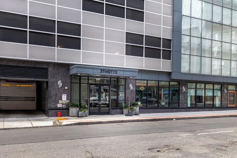Exterior & Views, 3Thirty3 - 333-1206, Westchester
