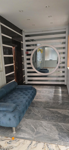 Others 5, LUXE VITASSTA, Lucknow