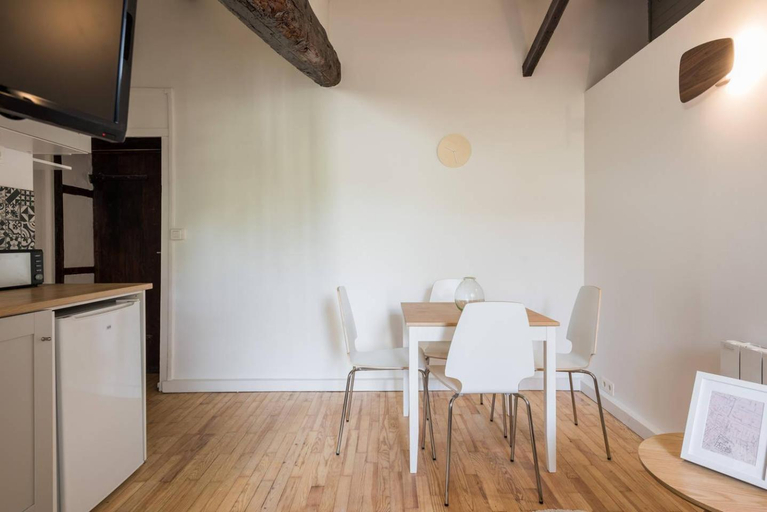 Dining Room 1