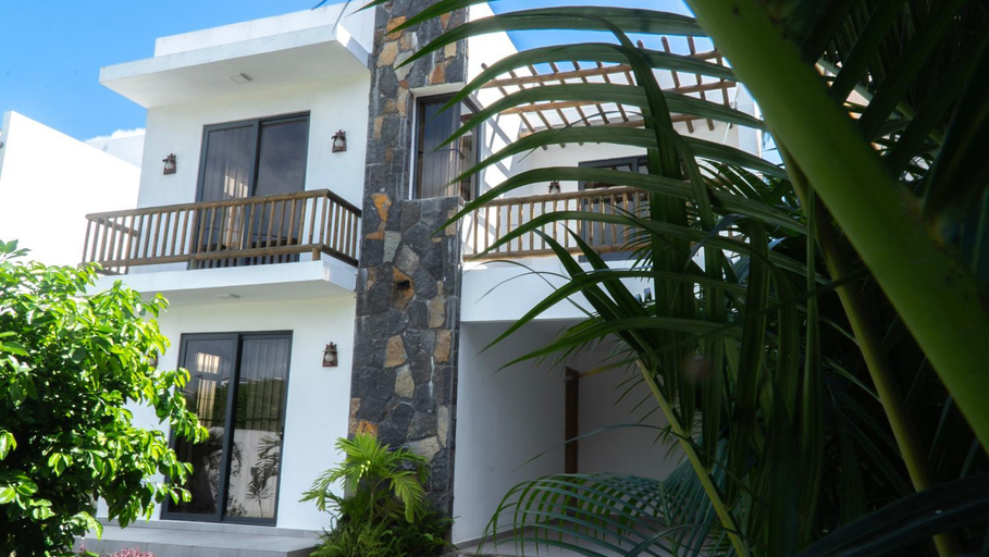 Others 1, Garuda Villa