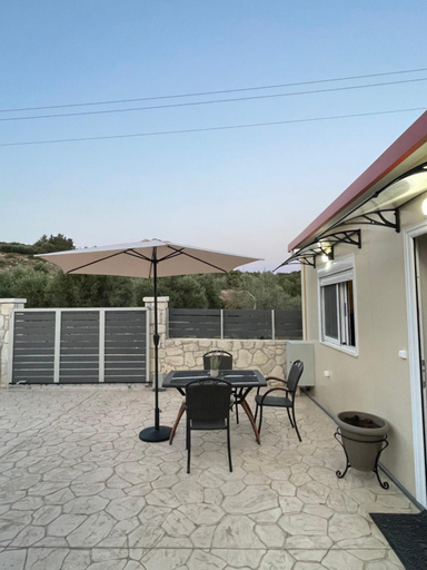 Others 3, Elia House, Crete
