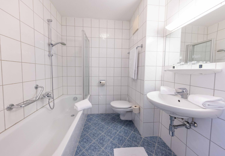 Bathroom 2, Gastehaus Rudolfo, Zell am See