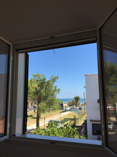 Others 3, One Love apartments, Foggia