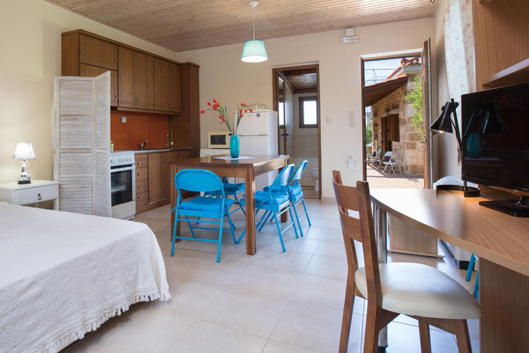 Bedroom 2, Villa Anerocuru by Chania city, Crete