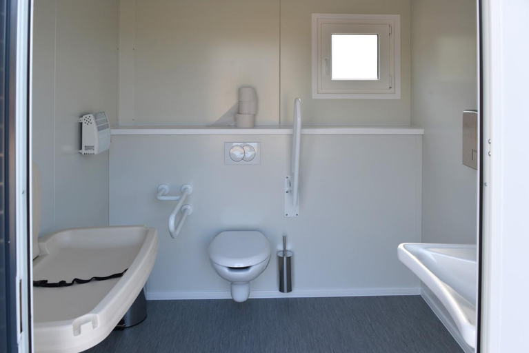 Bathroom, Campinghutte im SportErlebnisPark Allmersbach im Tal, Rems-Murr-Kreis