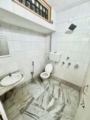 Bathroom, Hotel BKR Guwahati, Kamrup Metropolitan