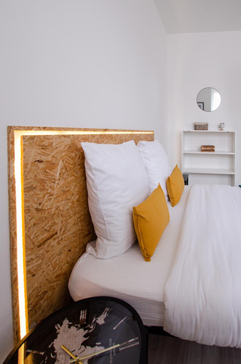 Bedroom 9