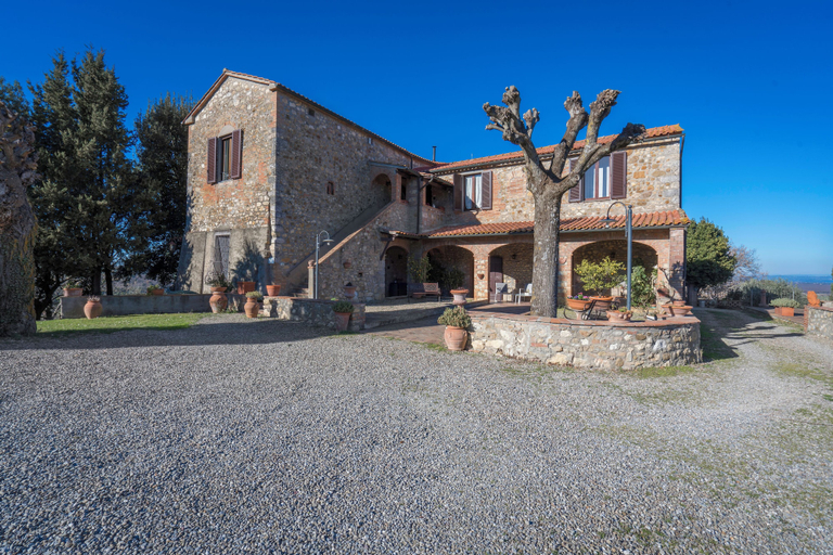 Exterior & Views 2, Agriturismo Agresto Apartments Pool, Siena