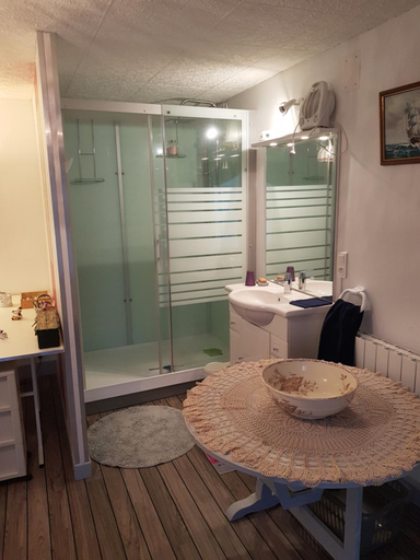Bathroom 4, CHAMBRE PRIVEE a LA FERME, Ardennes