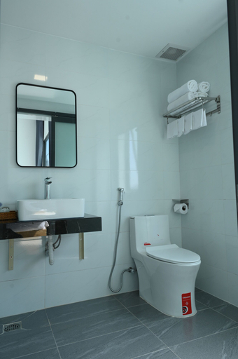 Bathroom 4, TalaSaigon Hotel, Tân Bình