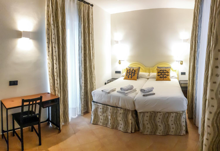 Others 2, Turistic Apartment Sevillanos SL, Sevilla