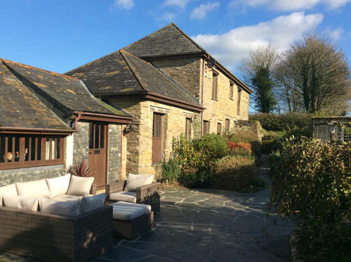 Others 2, Owletts Barn B&B, Cornwall