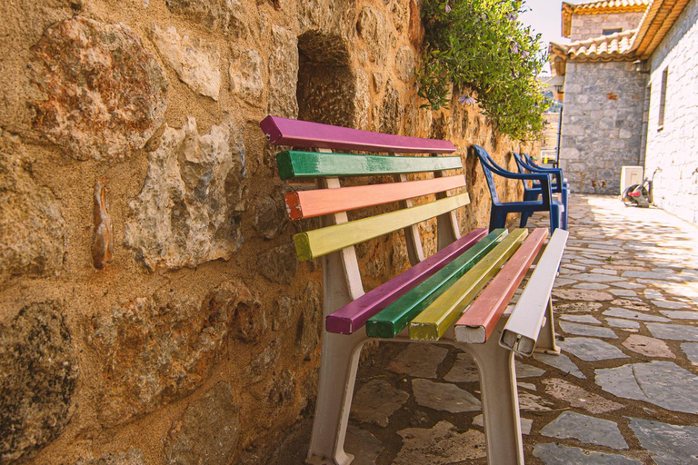 Others 3, Sto Spiti, Peloponnese