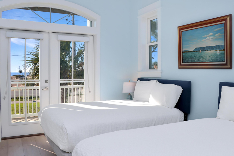 Bedroom 3, Salty Owl, Gulf