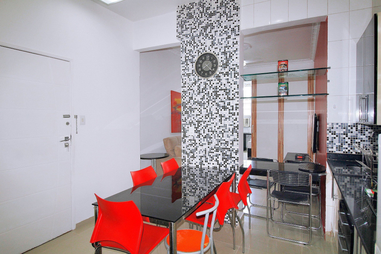 Food & Drinks, Rio Spot Leblon T041, Rio de Janeiro