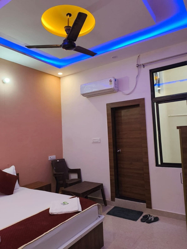 Bedroom 2, Kalindi Vihar, Mathura