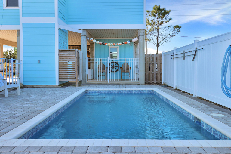 Sport & Beauty 5, Salty Owl, Gulf