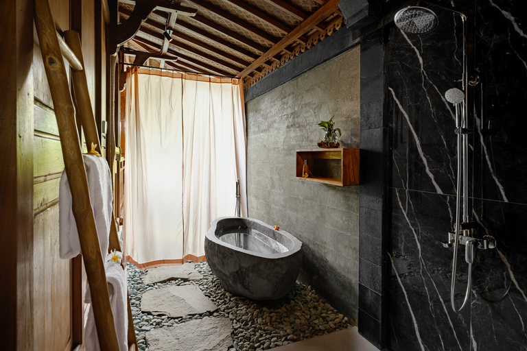 Bathroom 4, Suraya Ubud Villa, Gianyar