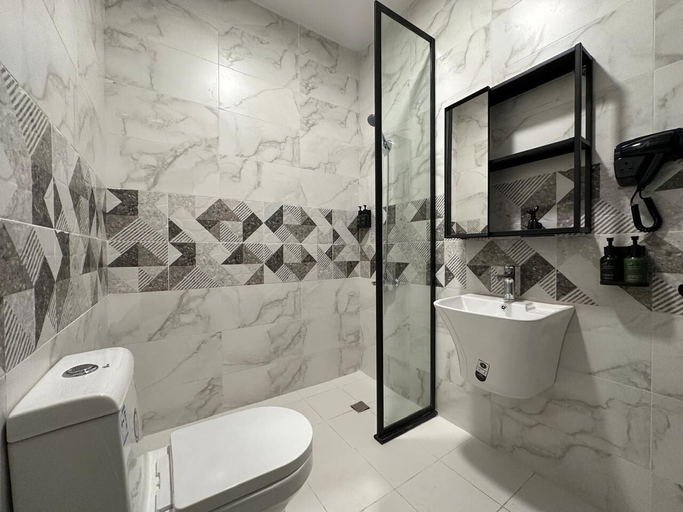 Bathroom 2, M-Residence by Dayf Self-Service Apart., Jeddah