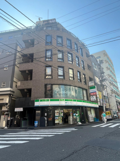 Tokyo Holiday Hotel, Toshima