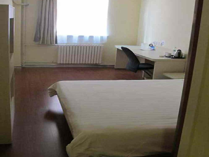 Bedroom 2, Minghu Select Hotel (Jinan Xishichang & Provincial Hospital Branch), Jinan