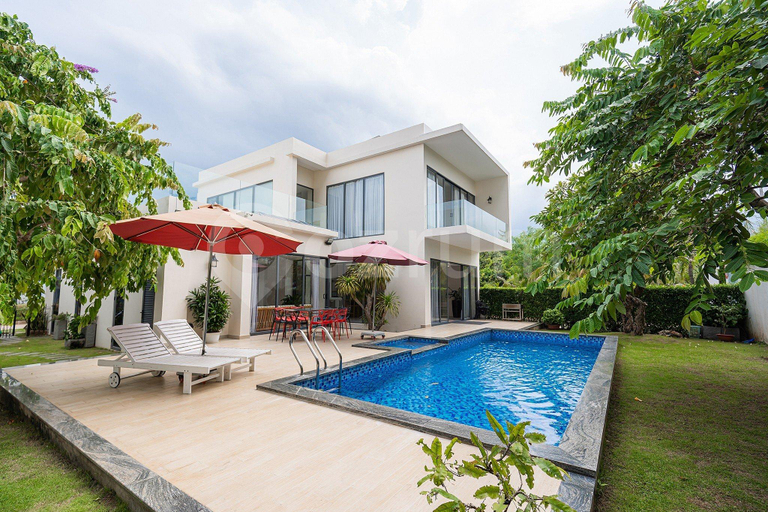 Swimming Pool 1