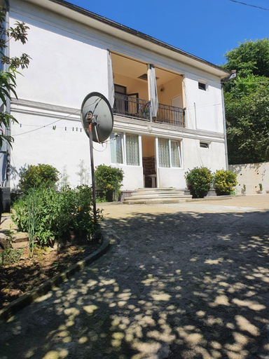 Exterior & Views 1, Гостевои дом у Эмзара, Batumi