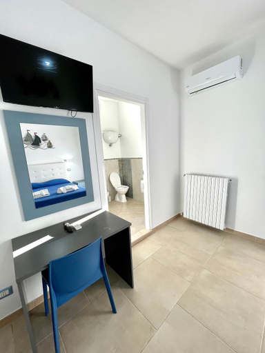 Others 2, B&B Marconi, Vibo Valentia