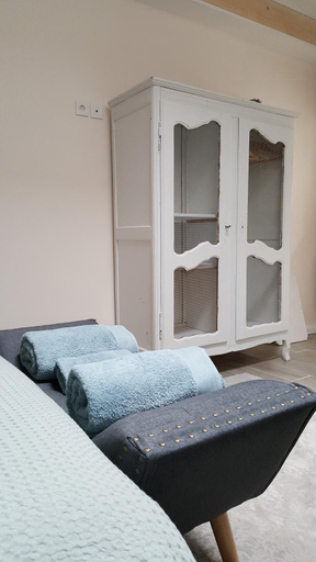 Bedroom 3, Chambres la Cadole de Chardonnay, Saône-et-Loire