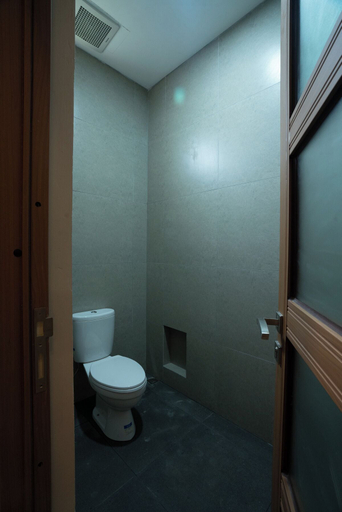 Bathroom 5, Wanaseta Guesthouse, Badung