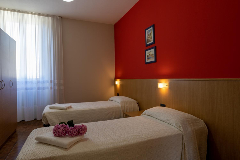 Bedroom, Albergo San Michele, Sondrio