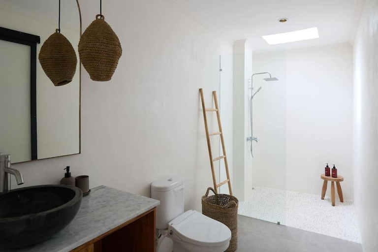 Bathroom 2, Villa MERCH Dua, Badung