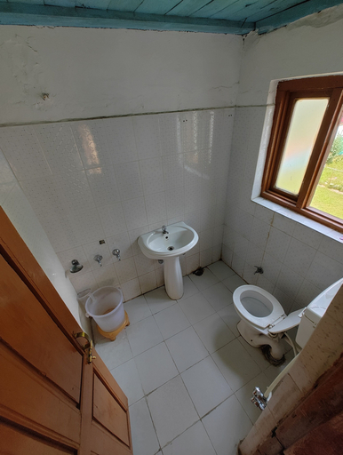 Bathroom 5, Royal palace, Anantnag