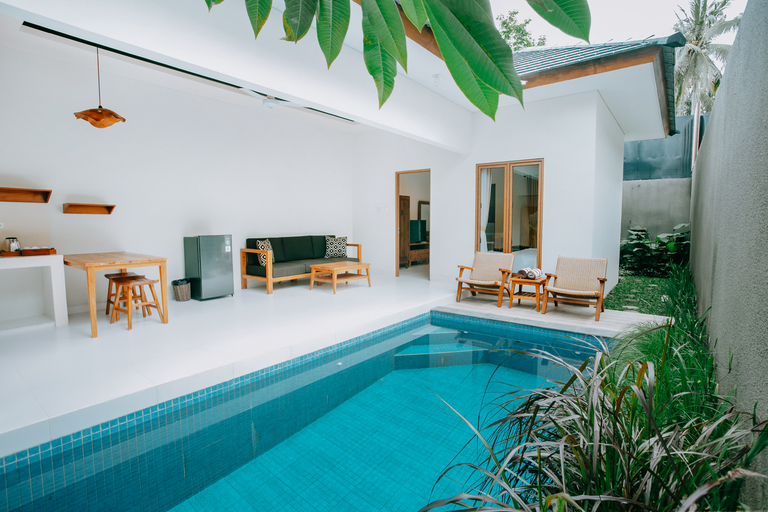 Swimming Pool 26