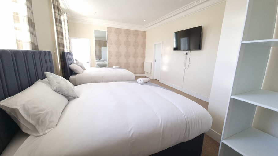 Bedroom 2, Ye Olde Hotel, Fife