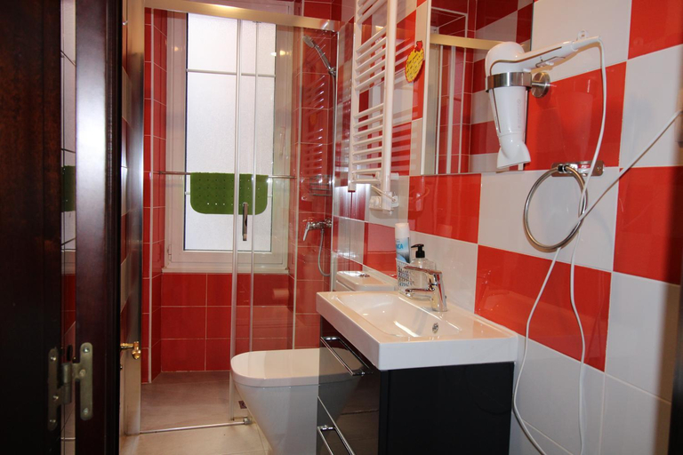 Others 3, Hostel GoodHouse Gijon, Asturias