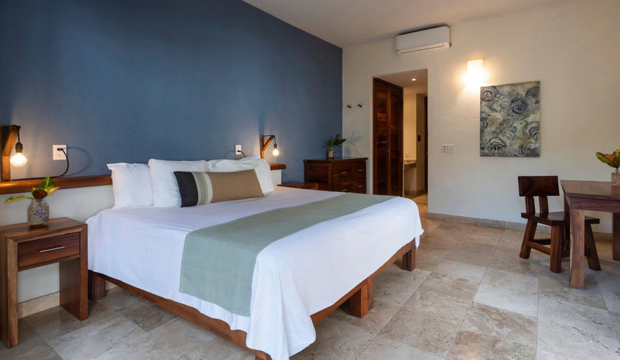 Bedroom 3, Punta Monterrey, Compostela