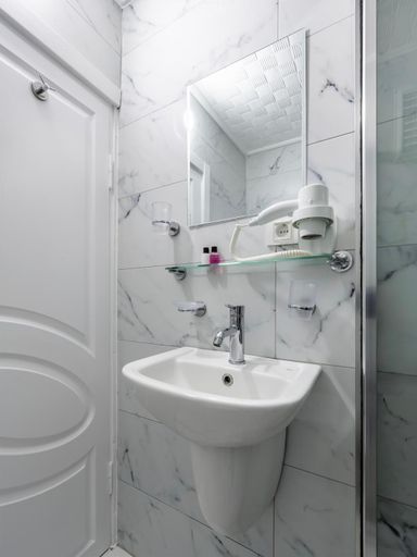 Bathroom 5, Taksim Trust Hotel, Beyoğlu