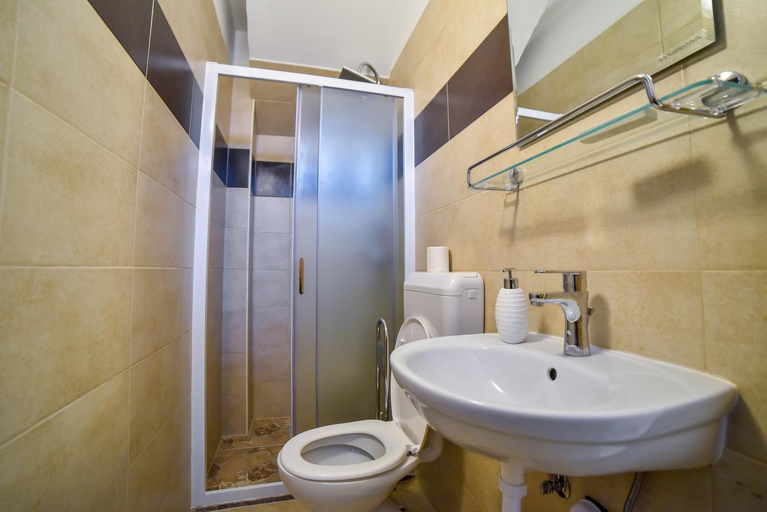 Others 5, Hostel Sinj, Sinj