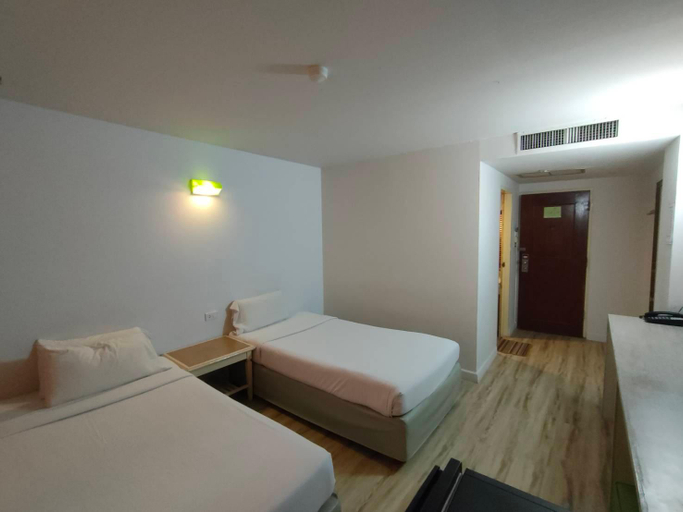 Bedroom 8