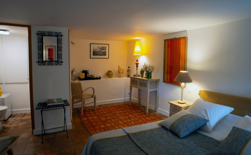 Others 2, Le Clos des Amandiers, Alpes-de-Haute-Provence